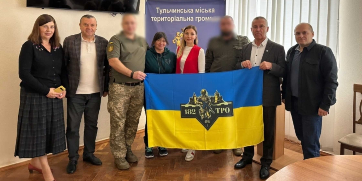 Тульчинська громада передала квадрокоптер захисникам