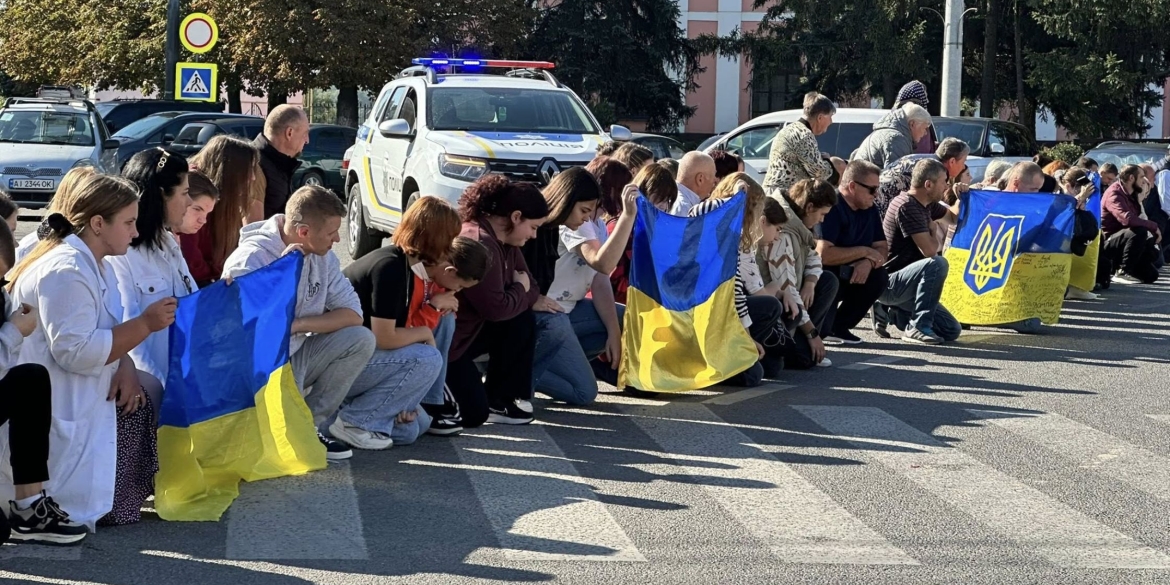 Тульчинська громада попрощалася із захисником, який 10 місяців вважався зниклим безвісти