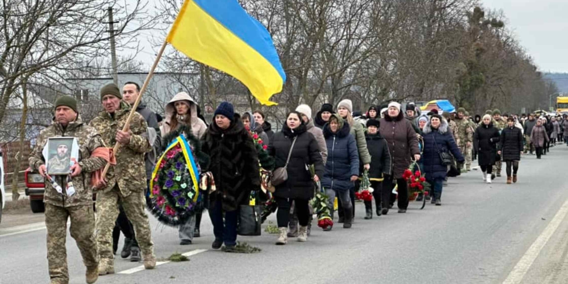 Тульчинська громада прощалась з 29-річним Героєм