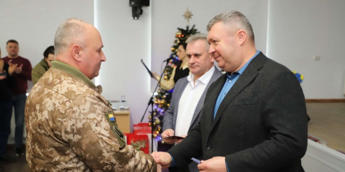 У Барській громаді відзначили воїнів ЗСУ, волонтерів та самоврядців