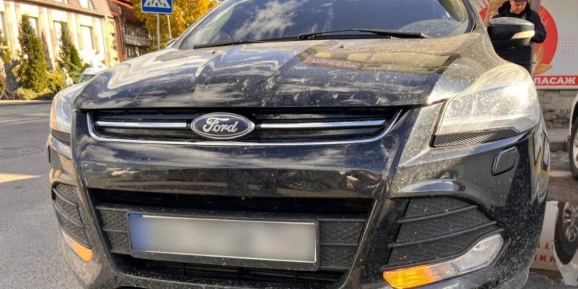 У Бершаді на перехресті зіткнулись легковик і велосипедист