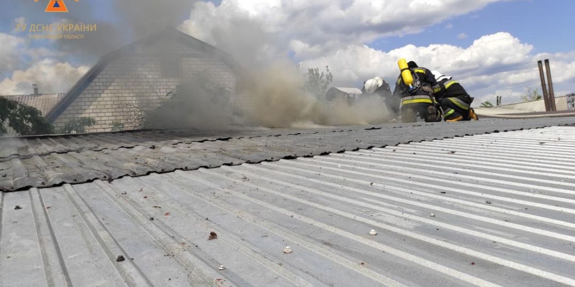 У Бершадській громаді сталася пожежа - спалахнула господарча будівля