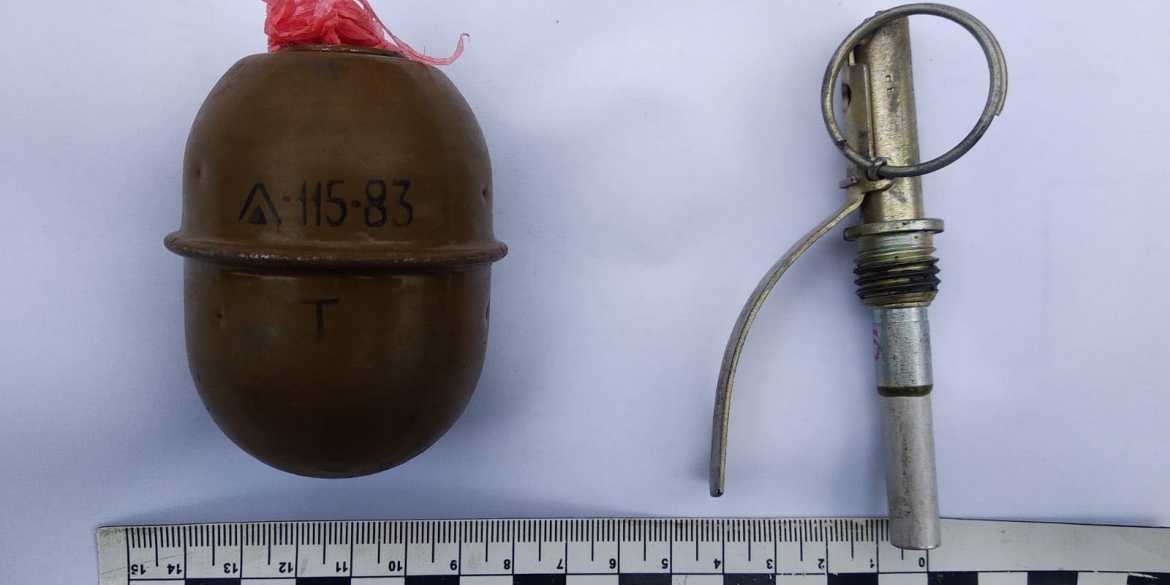 У Бершадській громаді затримали чоловіка - продав гранату за 2,5 тис. грн