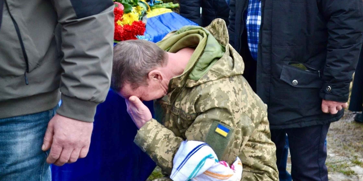 У Бершадській громаді проводжали в останню путь 39-річного захисника