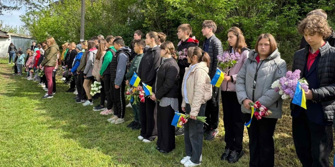 У Брацлавській громаді відкрили Алею Слави на честь загиблих воїнів