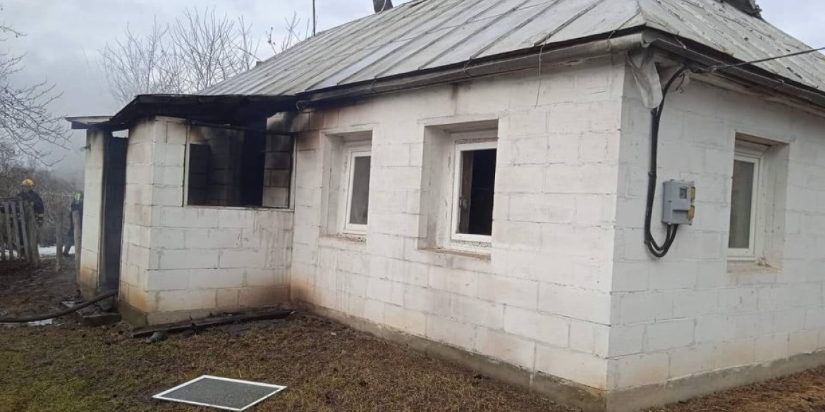 У Дашівській громаді загинув чоловік під час пожежі у власному будинку