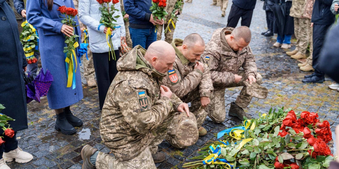 У День захисників і захисниць України вінничани вшанували пам’ять полеглих воїнів