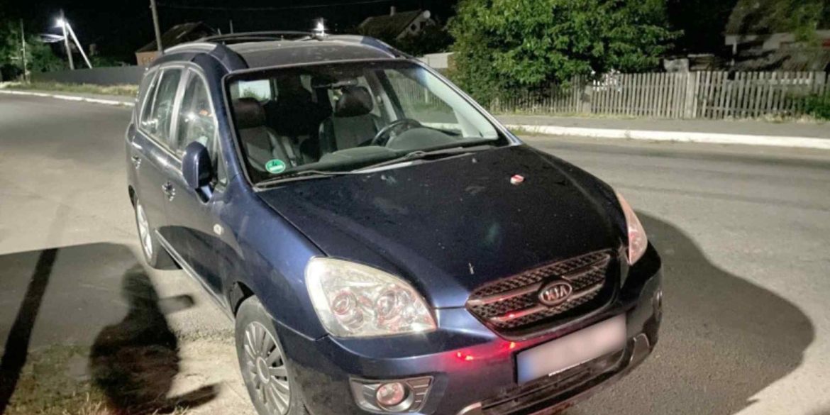 У Гайсині чоловік вкрав у товариша автомобіль поки той ходив до магазину