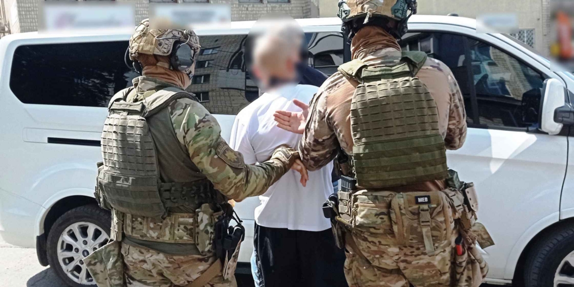 У Гнівані дует-наркоторговців щомісяця заробляв 400 тис. грн на канабісі