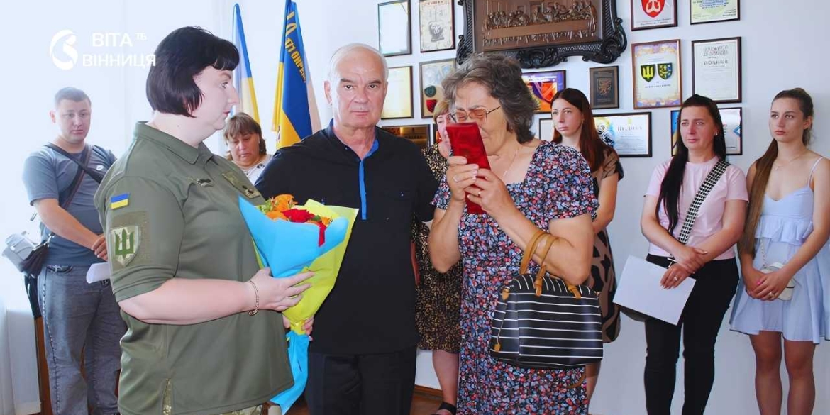 У Калинівській громаді родинам шістьох загиблих захисників вручили державні нагороди