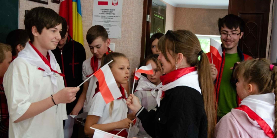 У Хмільнику спілка поляків відзначила День польського прапора та Конституції 