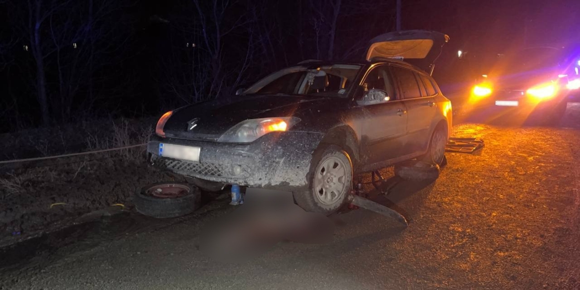 У Хмільницькому районі водій переїхав на смерть чоловіка, який посеред ночі лежав на дорозі