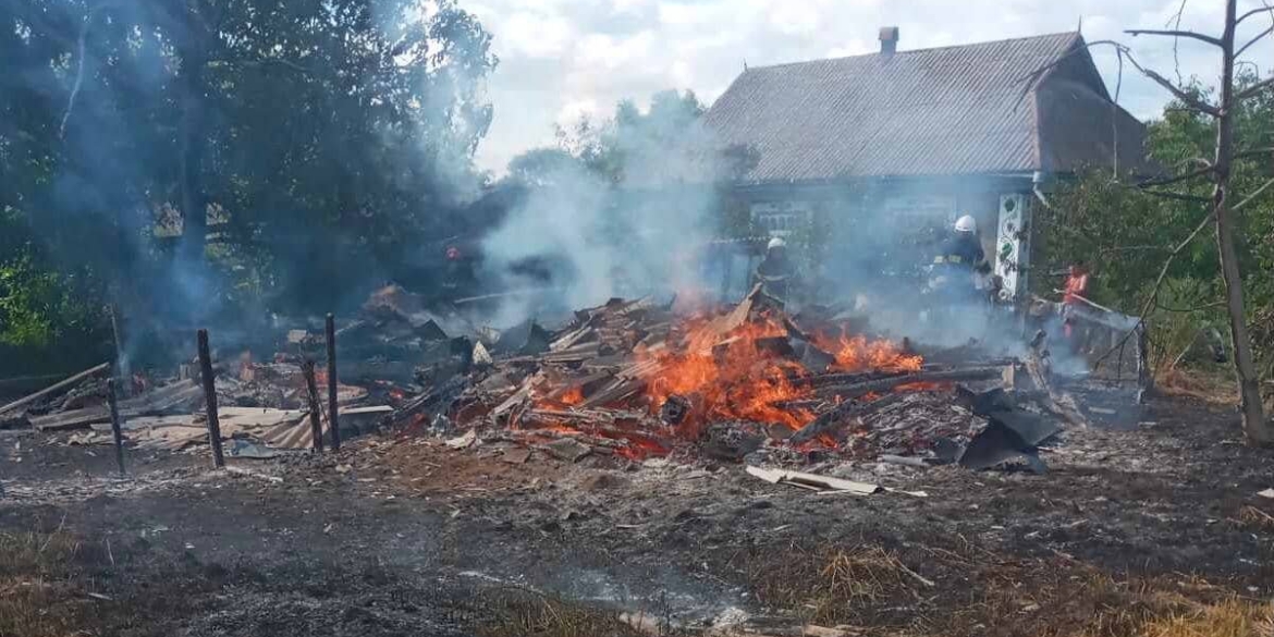 У Крижопільській громаді через необережність загорілася господарча будівля