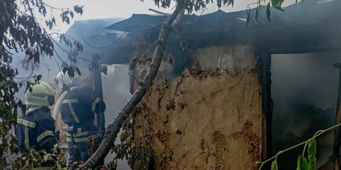 У Крижопільській громаді вогонь перекинувся на господарську споруду