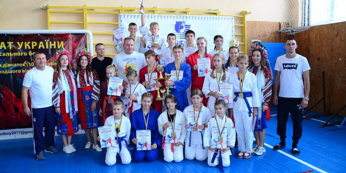 У Ладижині відбувся чемпіонат України з універсального бою