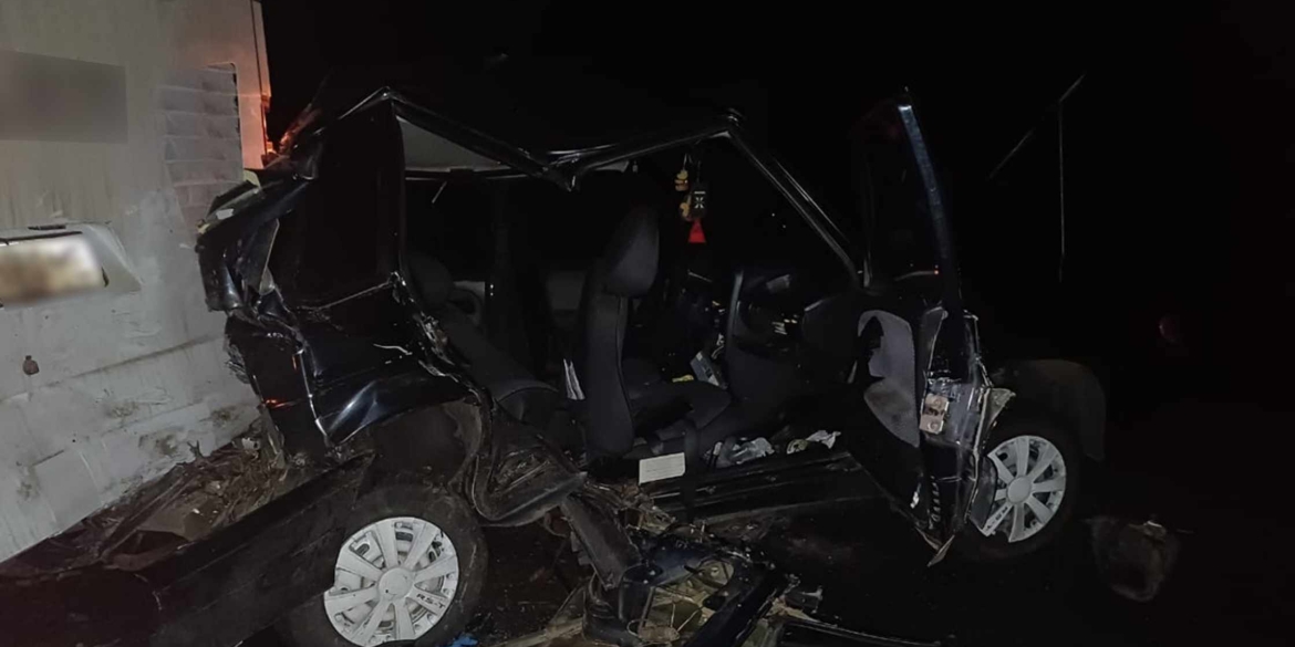 У Ладижині п'яний водій легкового авто протаранив автобус