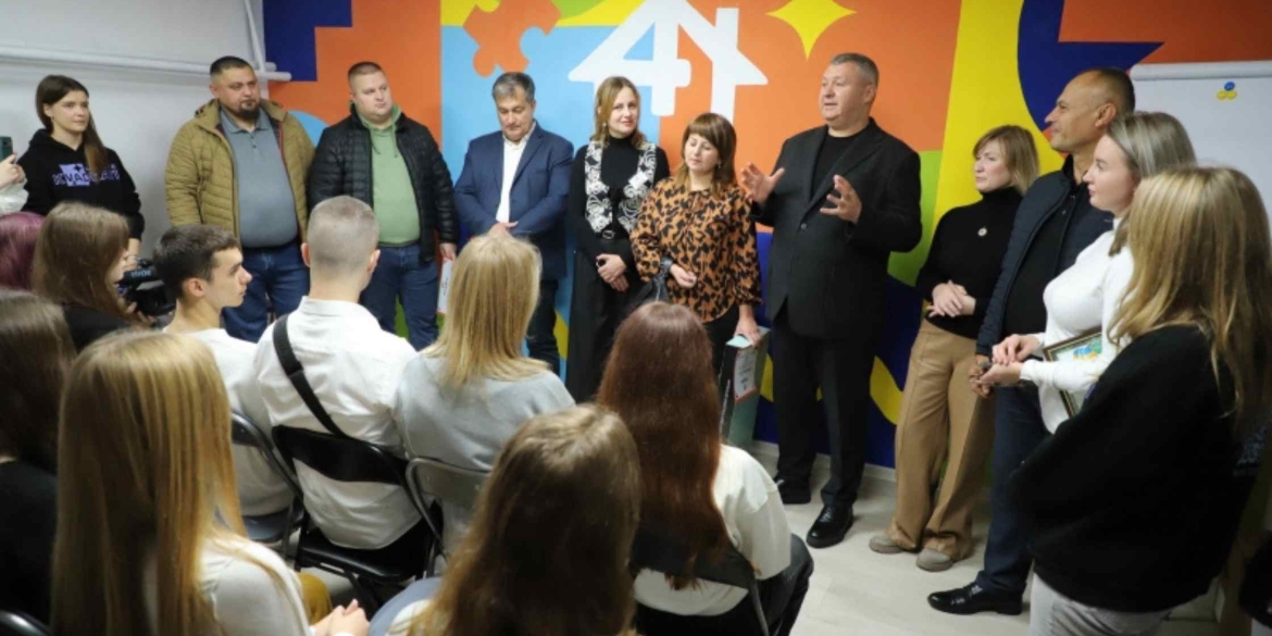 У Літинській громаді відкрили молодіжний простір «Квадратура»