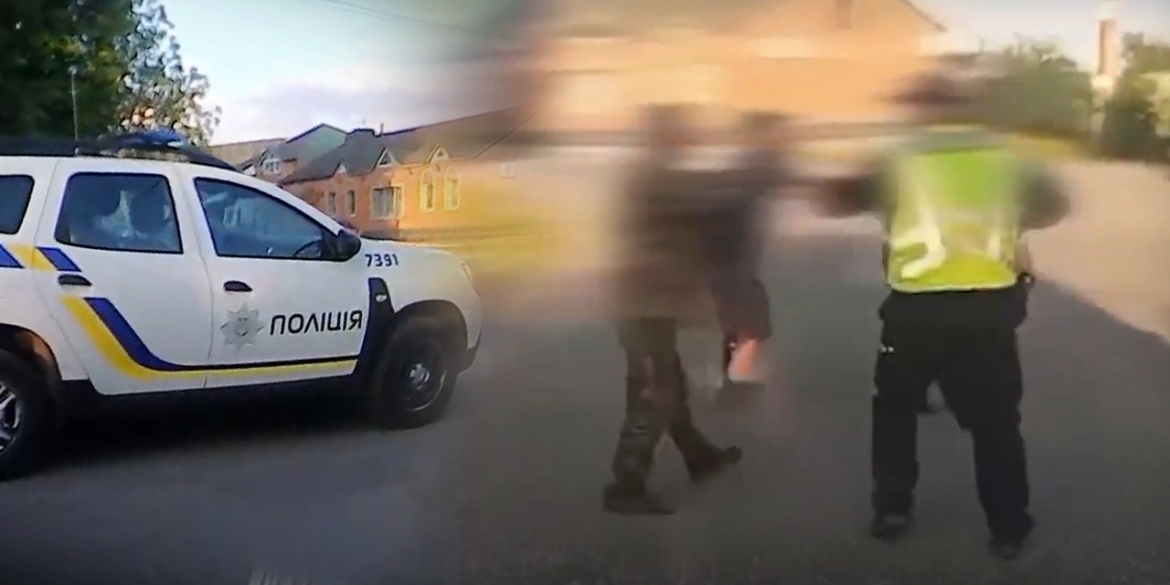 У Малих Крушлинцях п'яний водій накинувся на поліцейських з кулаками