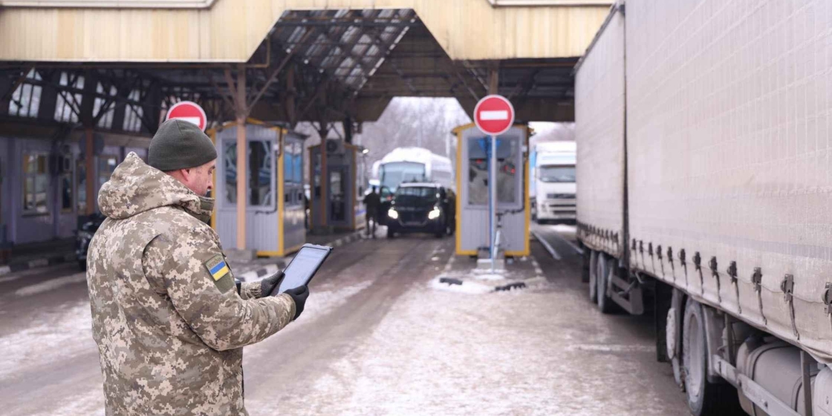 У Могилеві-Подільському призупинили пропуск вантажівок до Молдови