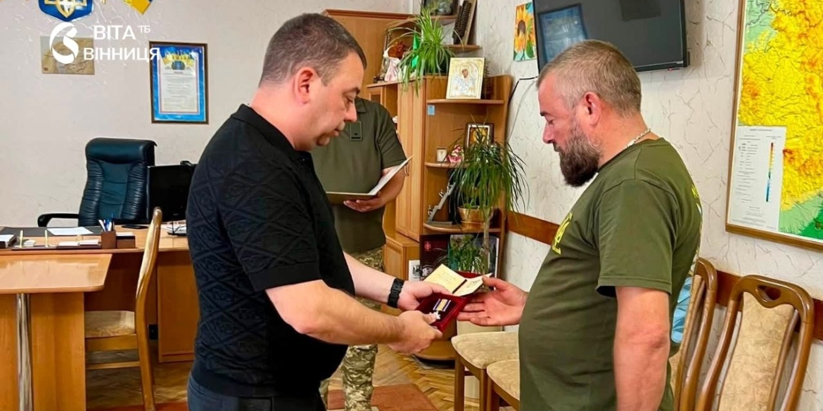 У Могилів-Подільському районі вручили родині нагороду полеглого Захисника