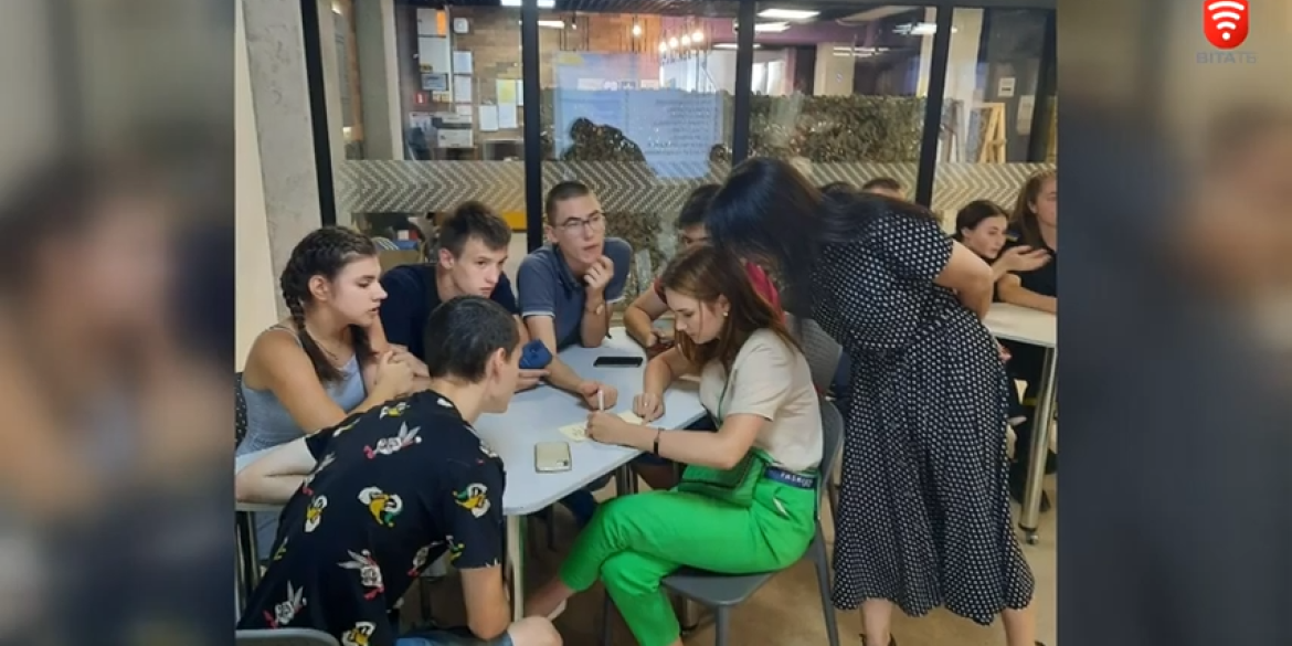 У молодіжному центрі “Квадрат” молодь розбирала питання української ідентичності