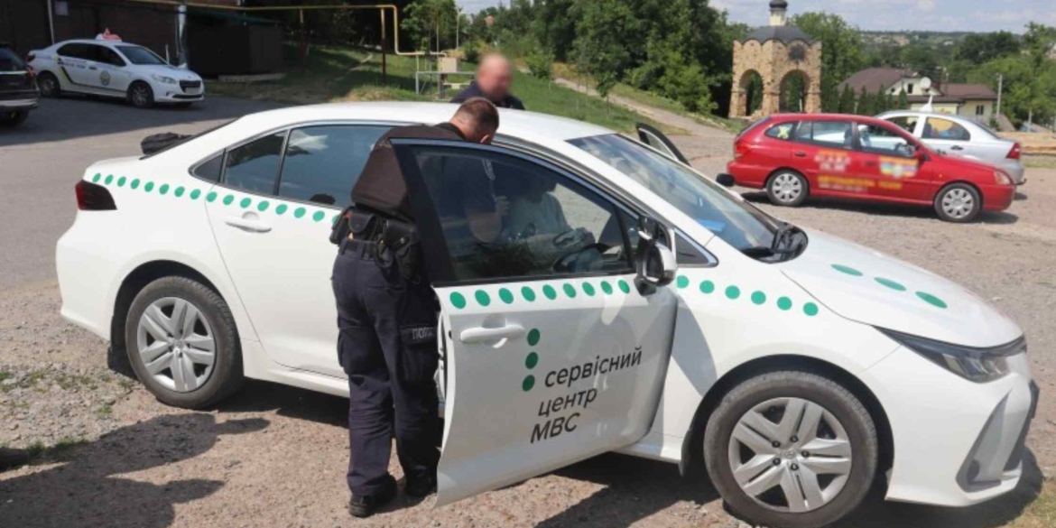У Шаргороді на іспиті з керування авто затримали юну хабарницю