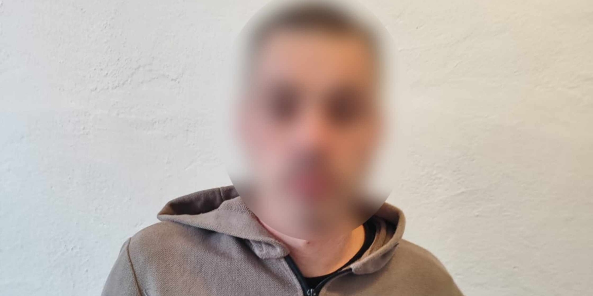 У Шаргороді злодій на вулиці вирвав у жінки з рук клатч із грошима