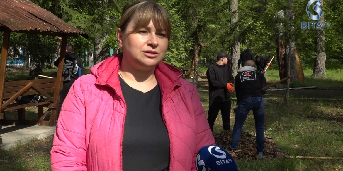 У таборі ЯМаріуполь.Родина на Вінниччині триває толока