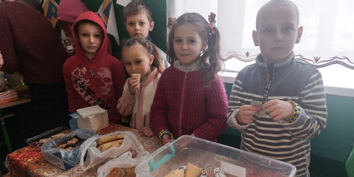 У Турбівській громаді діти провели ярмарок - гроші передадуть ЗСУ