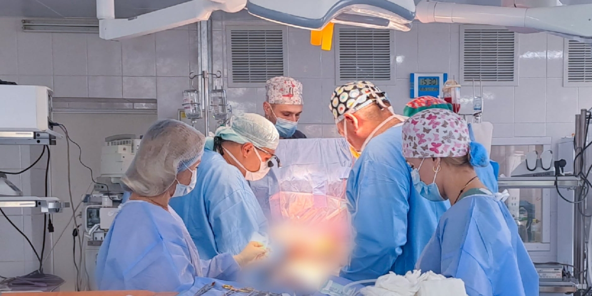 У Вінниці медики видалили осколок із працюючого серця пацієнта