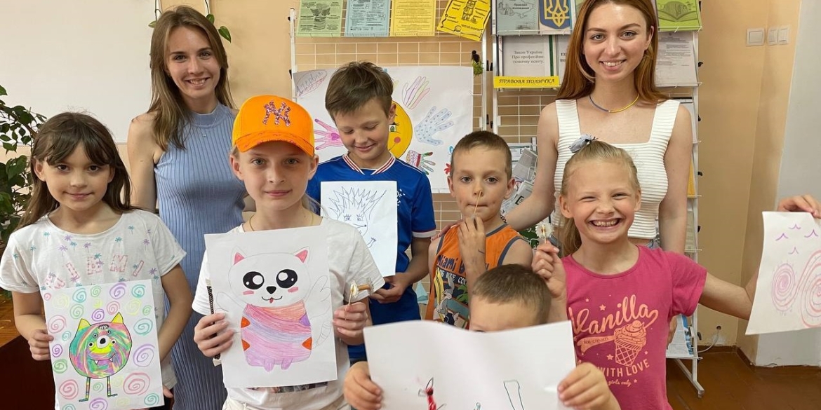 У Вінниці організували майстер-клас для діток з виготовлення декору для фото