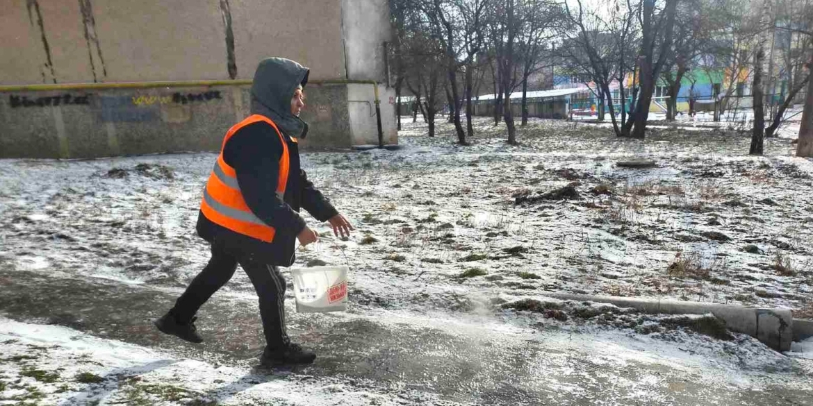 У Вінниці перевіряють прибирання територій біля приватних закладів