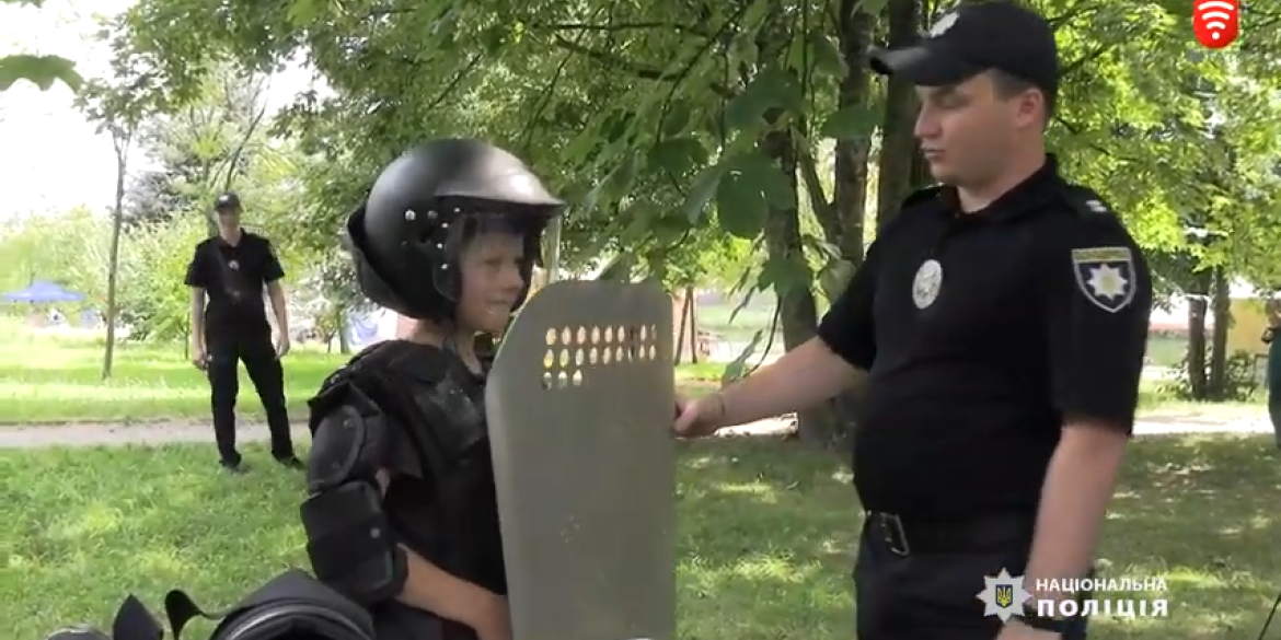 У Вінниці поліцейські організували свято для дітей