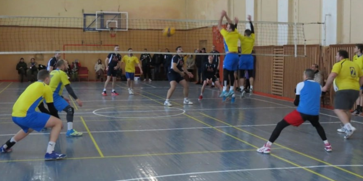 У Вінниці стартував чемпіонат міста з волейболу серед чоловіків та жінок