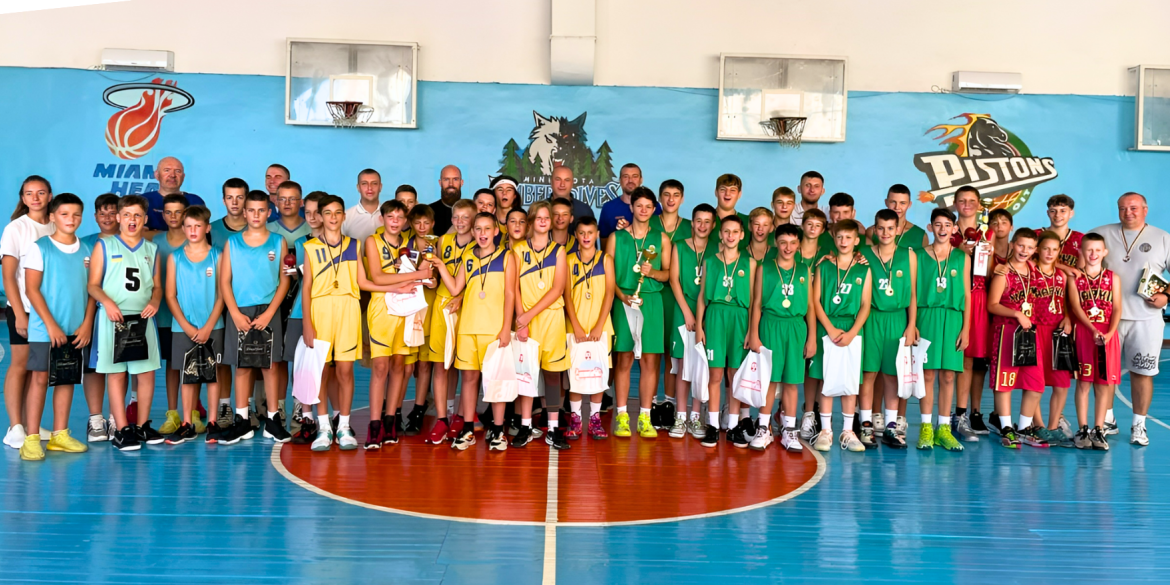 У Вінниці відбувся відкритий міський турнір із баскетболу серед юнаків