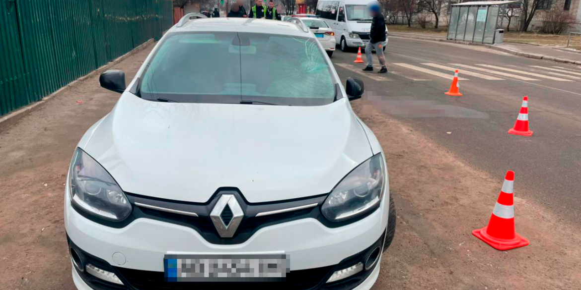 У Вінниці водій Renault збив пенсіонера, який переходив дорогу
