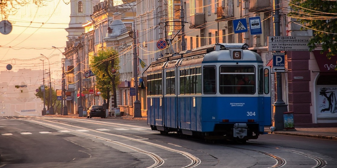 У Вінниці з 9:30 до 17:00 год призупиняють рух трамваїв та тролейбусів