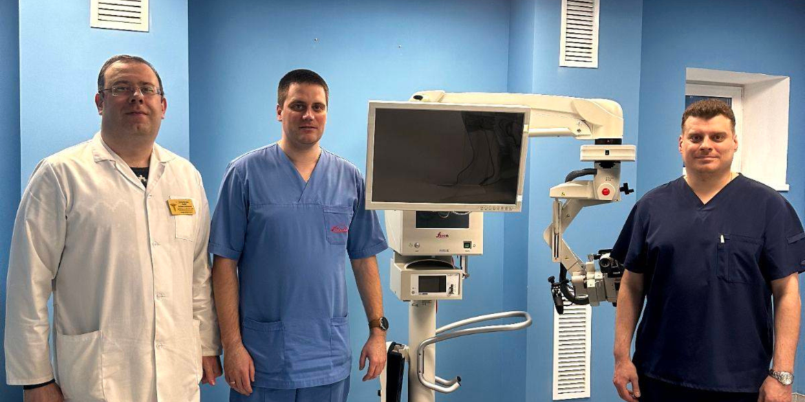 У Вінницькій лікарні швидкої допомоги тепер функціонує сучасний хірургічний мікроскоп