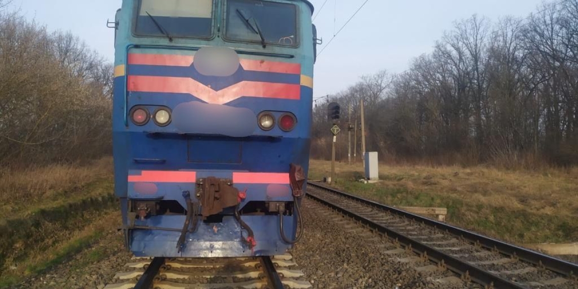 У Вінницькому районі чоловік загинув під колесами пасажирського потягу