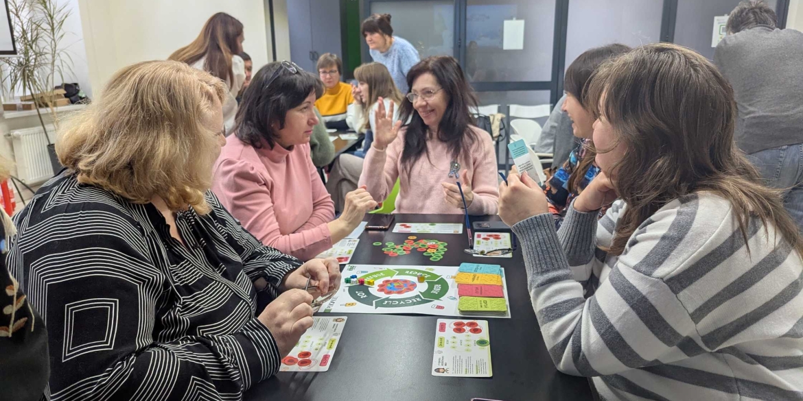 У Вінниці голови ОСББ зіграли в екологічну гру «Рекукле»