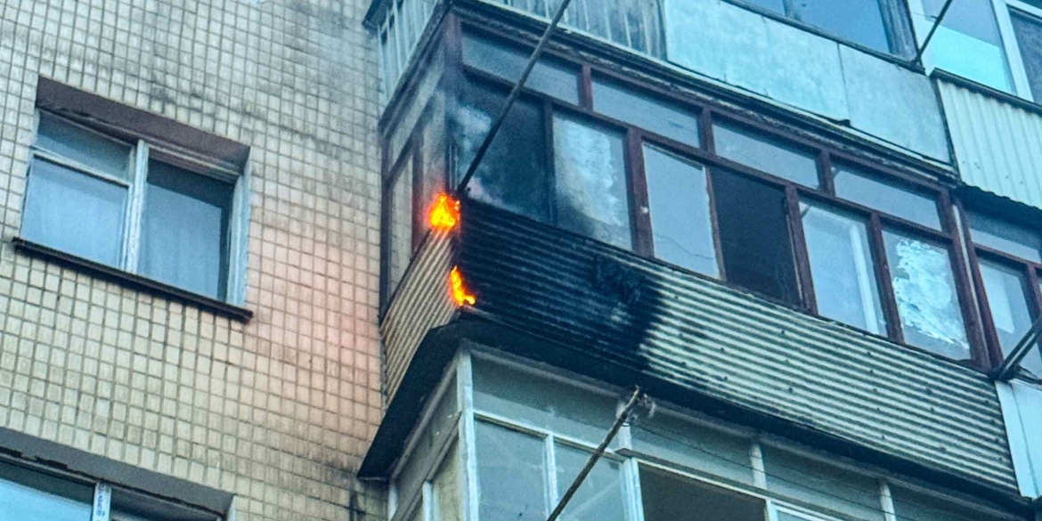 У Вінниці горів балкон житлової багатоповерхівки