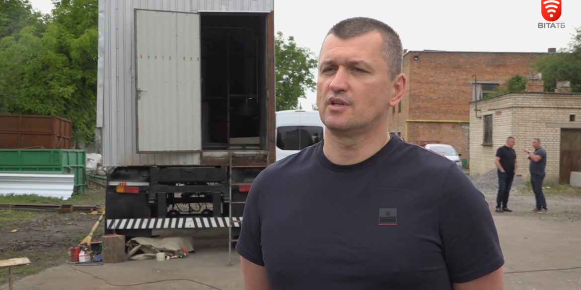 У Вінниці Міжрегіональний гумштаб готує до передачі для українських воїнів чергову мобільну лазню