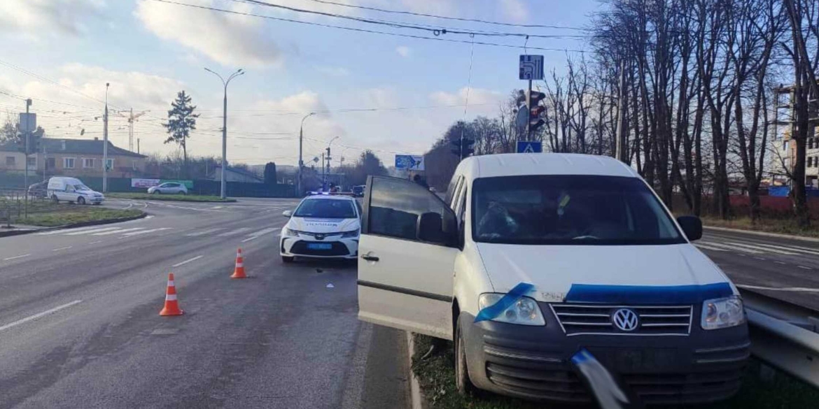 У Вінниці на Барському шосе 24-річна дівчина опинилася під колесами авто