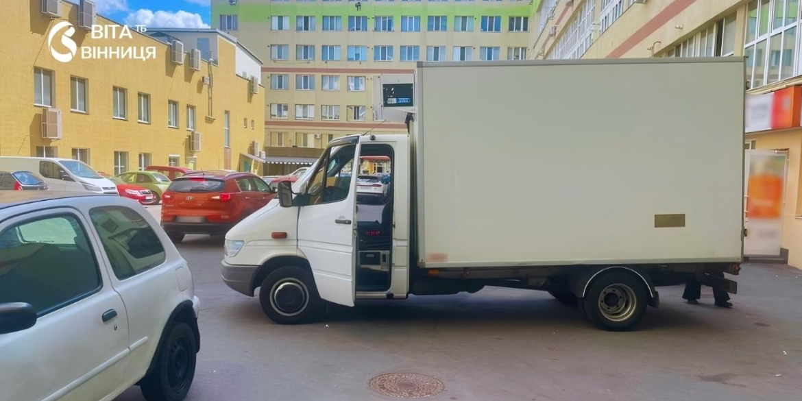 У Вінниці на Замостянській водій вантажівки наїхав на 71-річну пенсіонерку