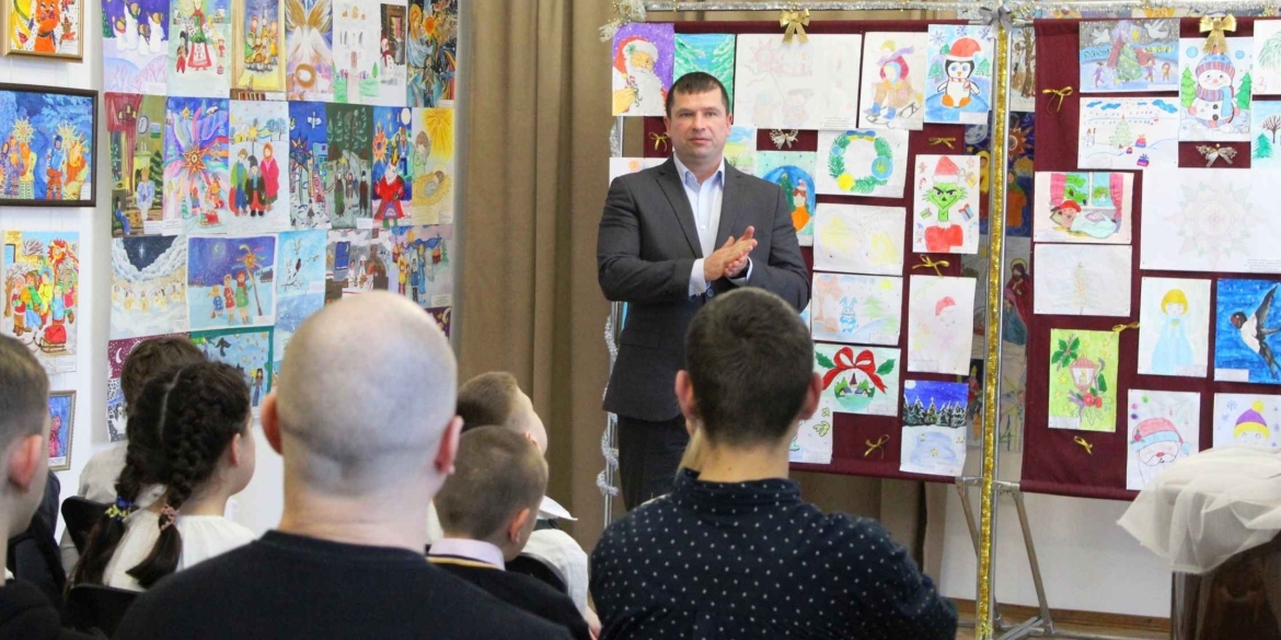 У Вінниці нагородили учасників пленер-акції візуальної творчості «Прилетіла ластівонька»