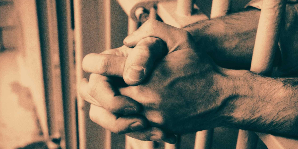 У Вінниці оголосили довічний вирок вбивці, який задушив знайомого за 10 тис. грн