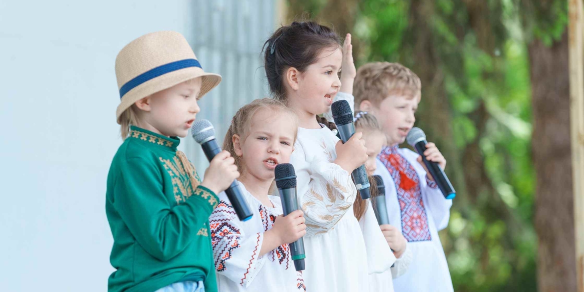 У Вінниці під егідою міської ради провели культурно-мистецький проєкт «Світ дитинства»
