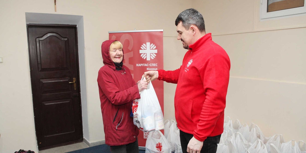 У Вінниці підопічні отримали продуктові та гігієнічні набори від благодійників