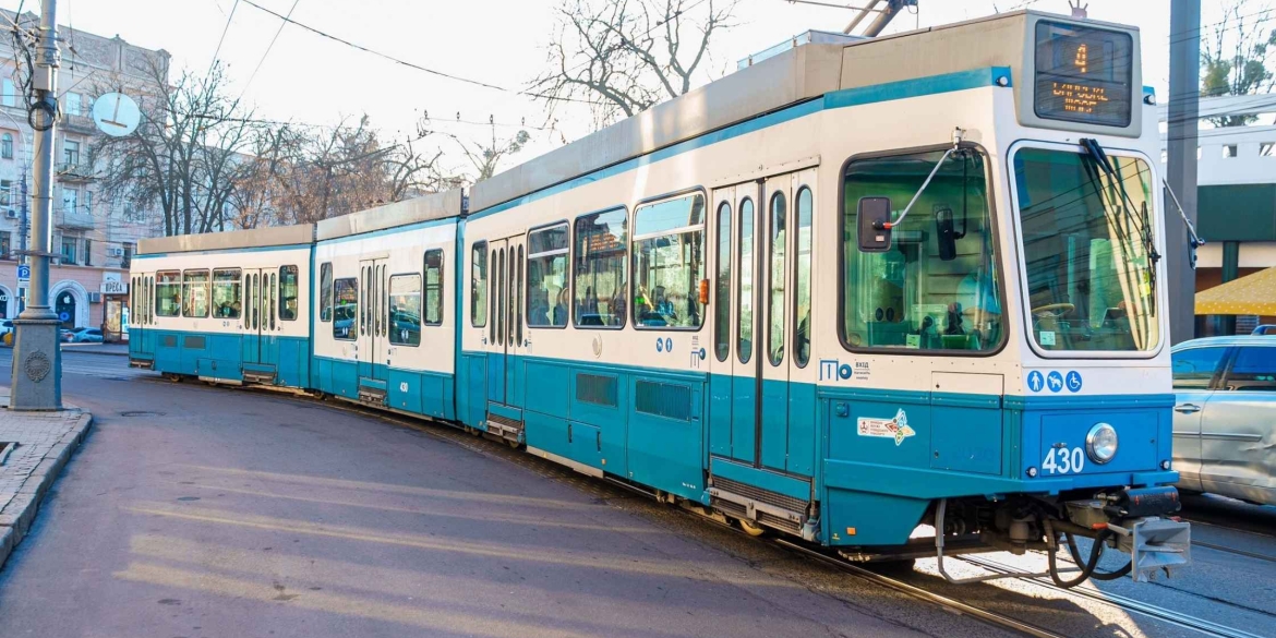У Вінниці рух електротранспорту тимчасово коригують через погодні умови