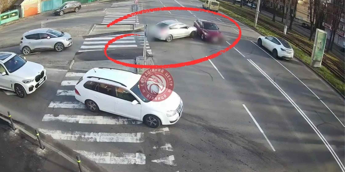 У Вінниці трапилась ДТП на перехресті вул.Пирогова та Данила Галицького